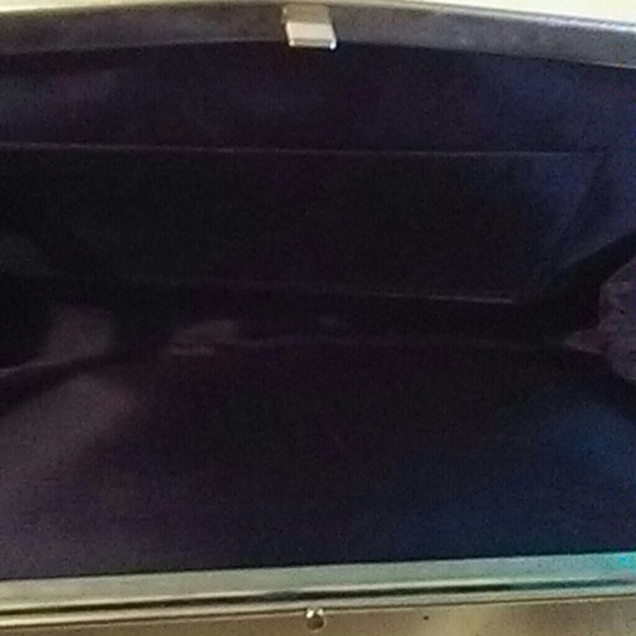 Purse - Picture 4 of 4